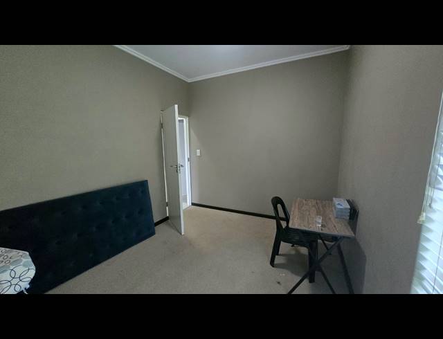 2 BEDROOM APARTMENT TO LET IN PALM LAKES ESTATE